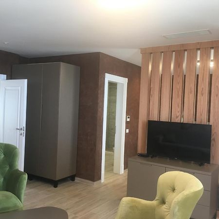 Hotel Maren Durres Ruang foto