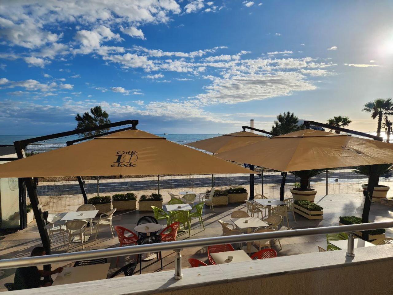 Hotel Maren Durres Ruang foto