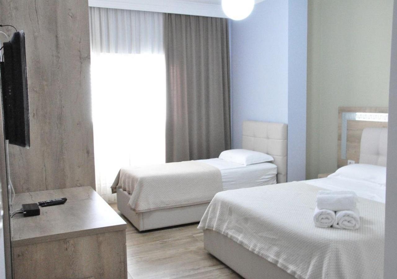 Hotel Maren Durres Ruang foto