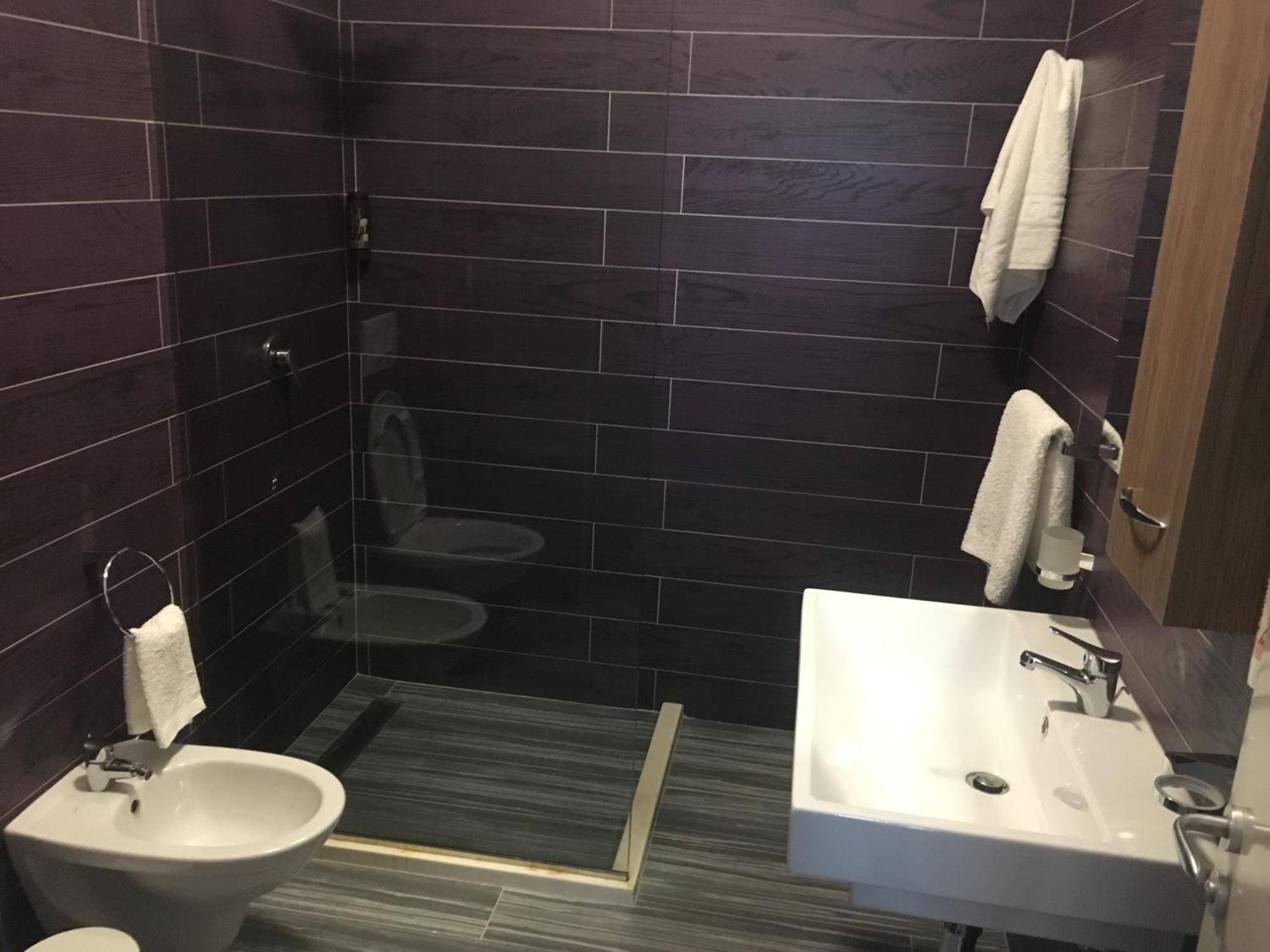 Hotel Maren Durres Ruang foto
