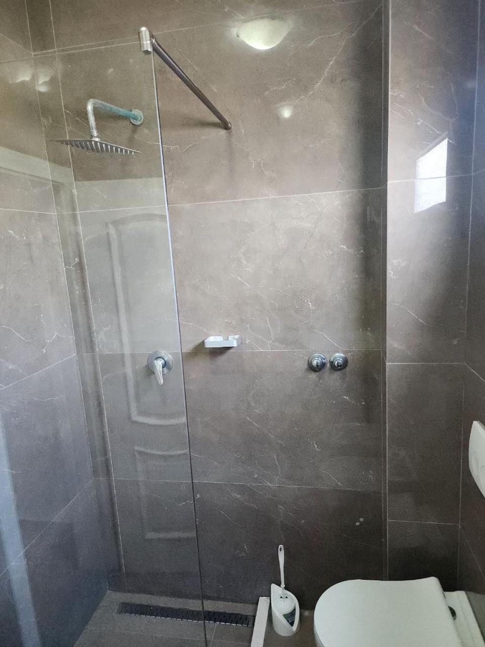 Hotel Maren Durres Ruang foto