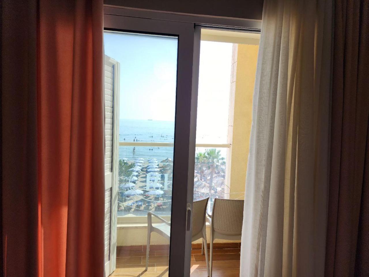 Hotel Maren Durres Ruang foto